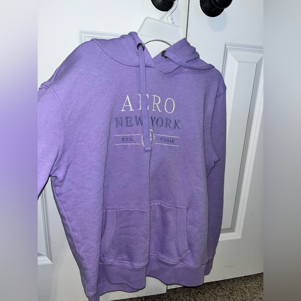 Areopostle sweatshirt size M